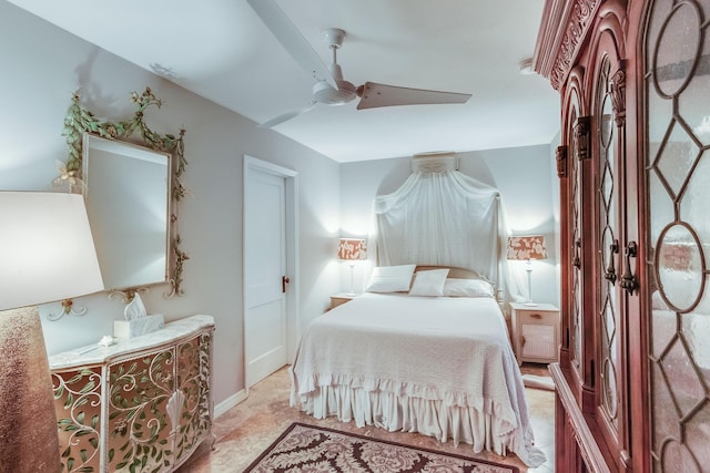 bedroom with a ceiling fan