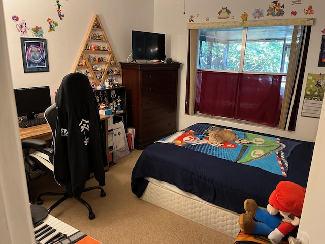 bedroom featuring carpet floors