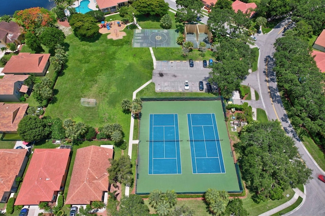 birds eye view of property featuring a residential view