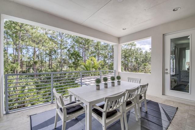 view of sunroom / solarium