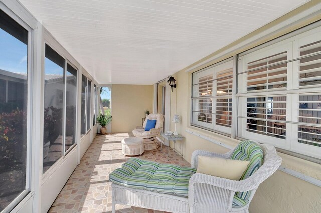 view of sunroom / solarium