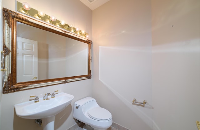 10102 Diamond Lake Rd, Boynton Beach, FL 33437 - half bath featuring toilet and a sink