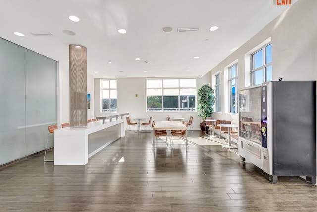 kitchen with recessed lighting, visible vents, and wood finished floors