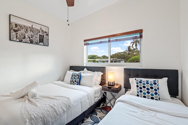 bedroom featuring a ceiling fan