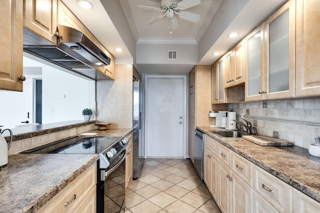 kitchen featuring visible vents, ornamental molding, stainless steel appliances, ventilation hood, and a sink