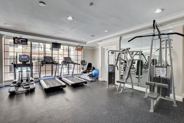 workout area with ornamental molding, recessed lighting, visible vents, and baseboards