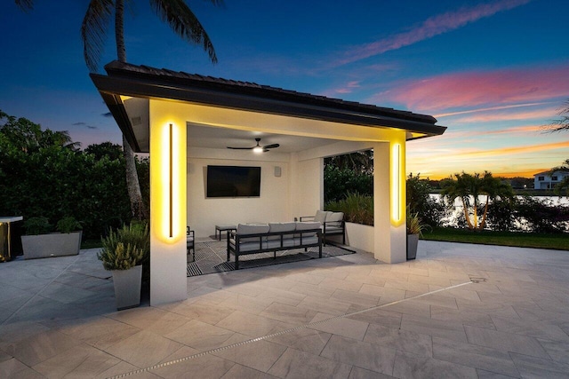 8387 Sawpine Rd, Delray Beach, FL 33446 - view of patio / terrace with ceiling fan and an outdoor hangout area
