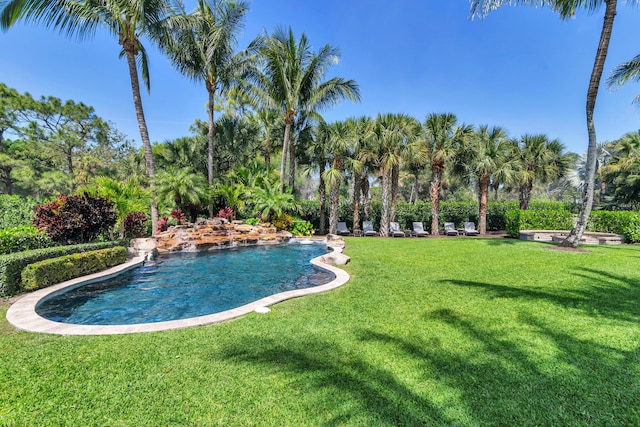 13408 55th St S, Wellington, FL 33449 - pool featuring a lawn