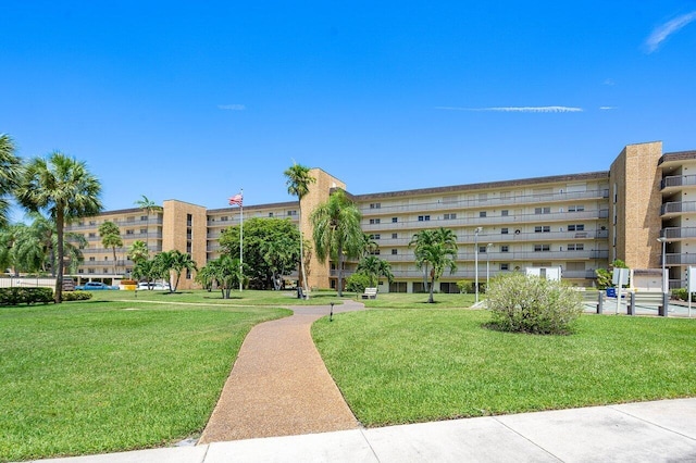 555 NW 4th Ave Unit 215, Boca Raton, FL 33432 - view of building exterior