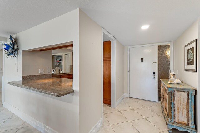 dining space with light tile patterned floors, recessed lighting, baseboards, and ceiling fan