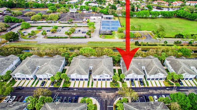 birds eye view of property featuring a residential view