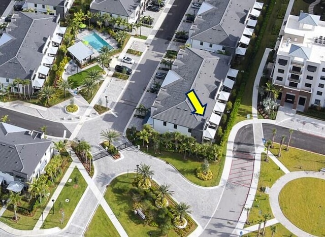 birds eye view of property featuring a residential view