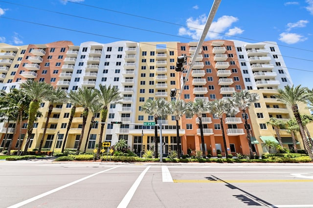 18800 NE 29th Ave Unit 816, Aventura, FL 33180 - view of building exterior