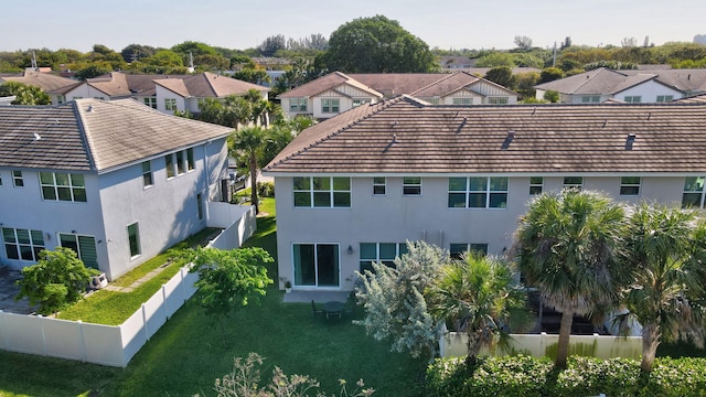 bird's eye view with a residential view