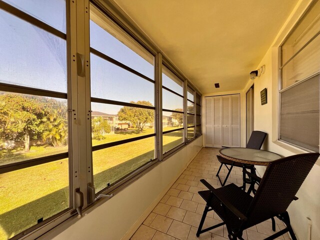 156 Bedford F, West Palm Beach, FL 33417 - view of sunroom / solarium