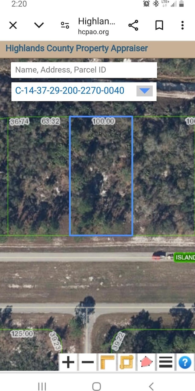 Listing photo 2 for 932 Island Pkwy NE, Lake Placid FL 33852