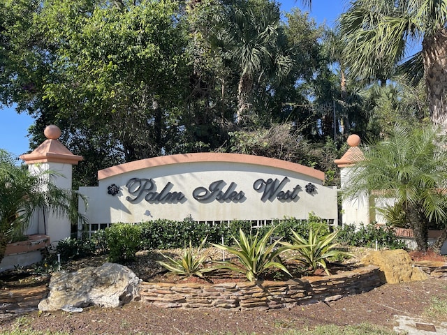9675 Crescent View Dr N, Boynton Beach, FL 33437 - view of community / neighborhood sign