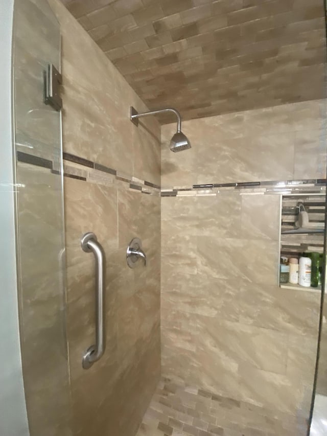7185 Huntington Ln Unit 405, Delray Beach, FL 33446 - full bathroom with a stall shower