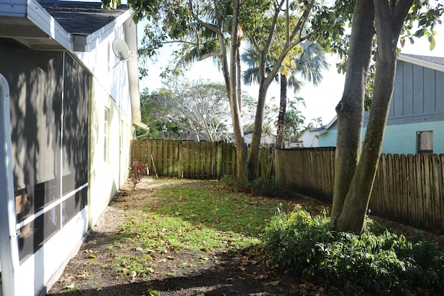 view of yard featuring a fenced backyard