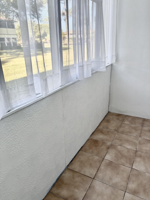 146 Sussex H, West Palm Beach, FL 33417 - view of unfurnished sunroom