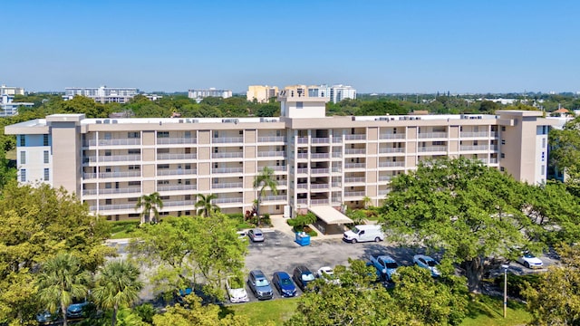 Listing photo 2 for 2651 S Course Dr Unit 202, Pompano Beach FL 33069