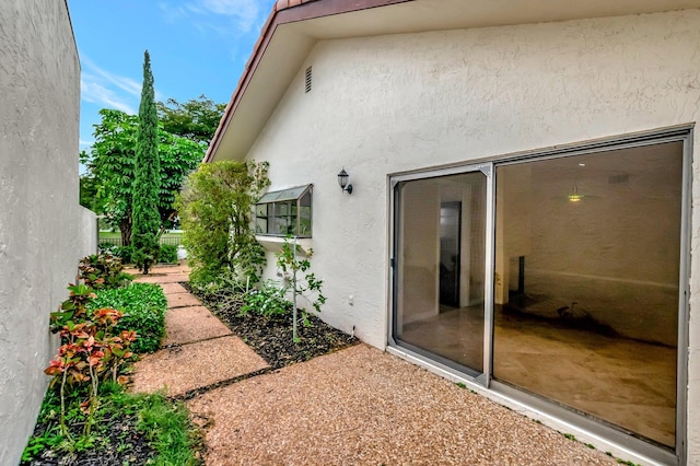 6740 Lago Vista Ter, Boca Raton, FL 33433 - exterior space featuring fence