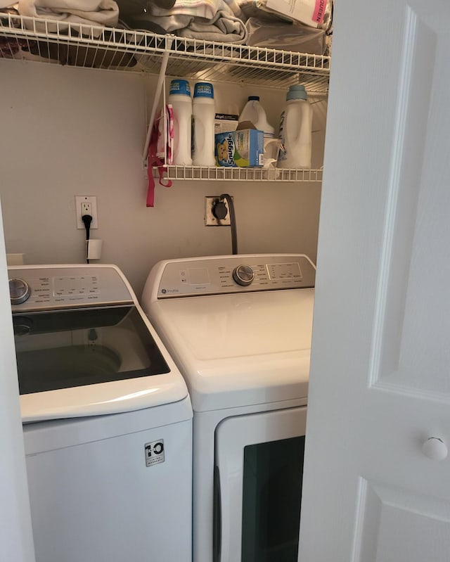 laundry room featuring laundry area and washer and dryer