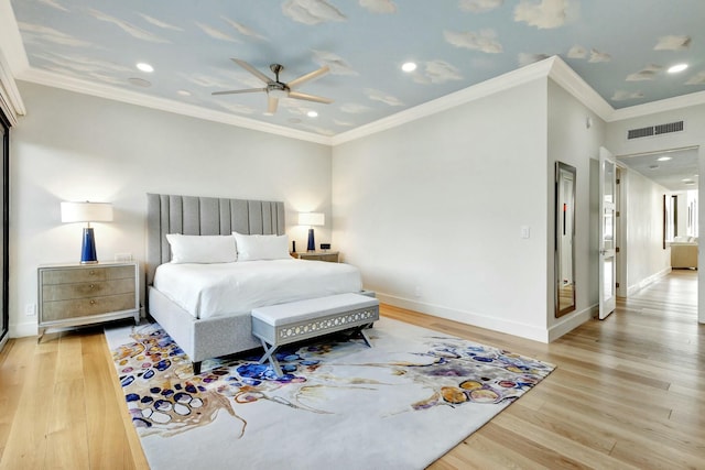 bedroom with recessed lighting, baseboards, visible vents, and light wood-type flooring