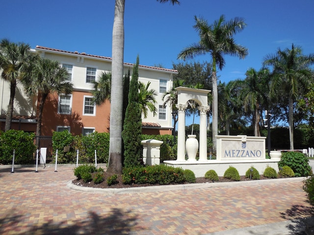 9833 Baywinds Dr Unit 7307, West Palm Beach, FL 33411 - view of community / neighborhood sign