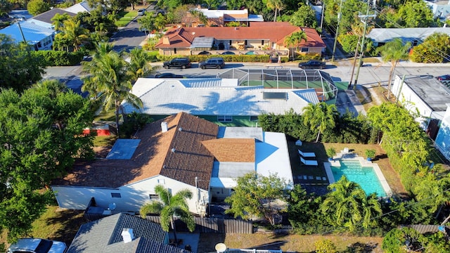 birds eye view of property with a residential view