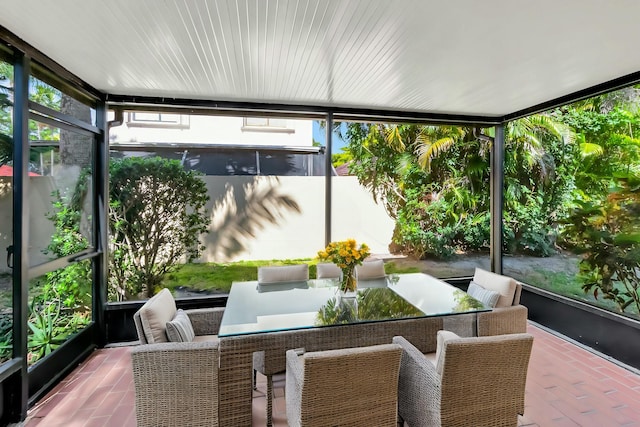 view of sunroom / solarium