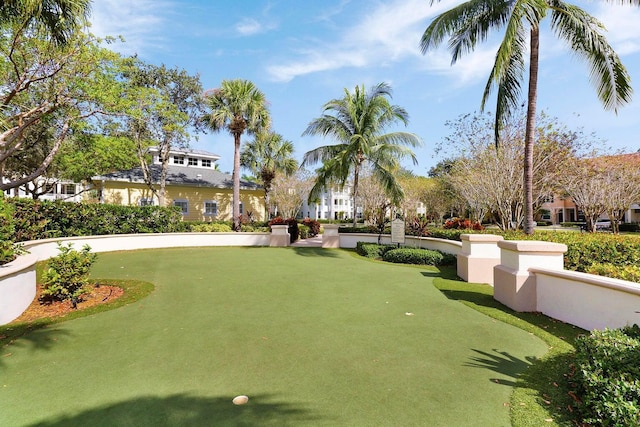 826 Dakota Dr Unit 105, Jupiter, FL 33458 - view of property's community featuring a putting area