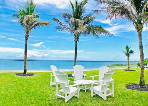 view of yard with a water view