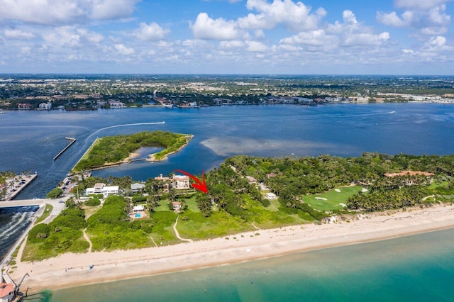 bird's eye view with a water view