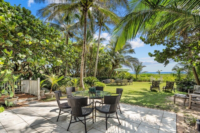 view of patio with outdoor dining area