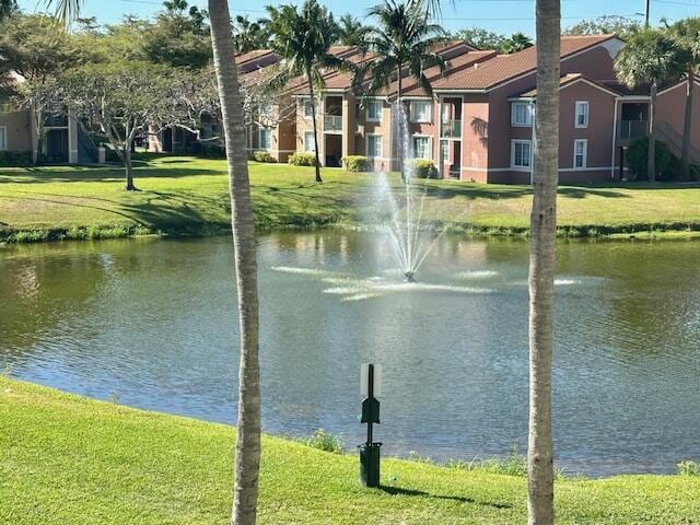 7896 Sonoma Springs Cir Unit 204, Lake Worth, FL 33463 - property view of water featuring a residential view