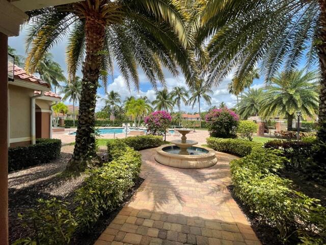 7896 Sonoma Springs Cir Unit 204, Lake Worth, FL 33463 - view of home's community featuring a pool