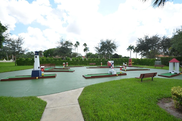 15443 Floral Club Rd, Delray Beach, FL 33484 - surrounding community featuring a yard