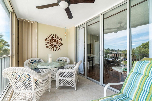 balcony with a ceiling fan