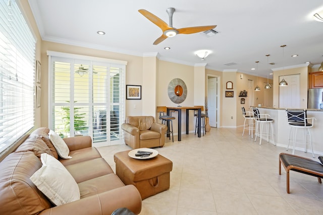 living area featuring visible vents, light tile patterned flooring, recessed lighting, ceiling fan, and ornamental molding