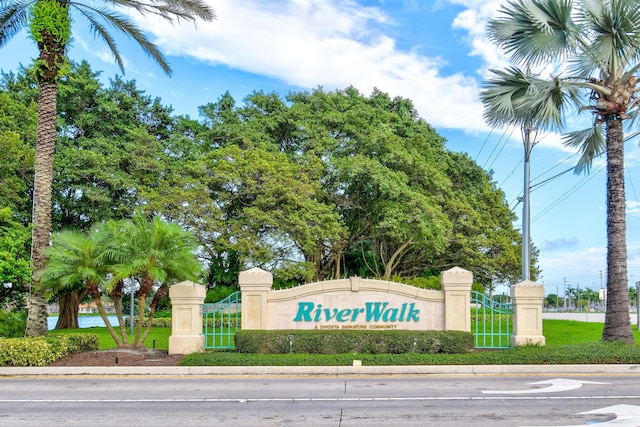 2853 White Trout Ln, West Palm Beach, FL 33411 - view of community / neighborhood sign