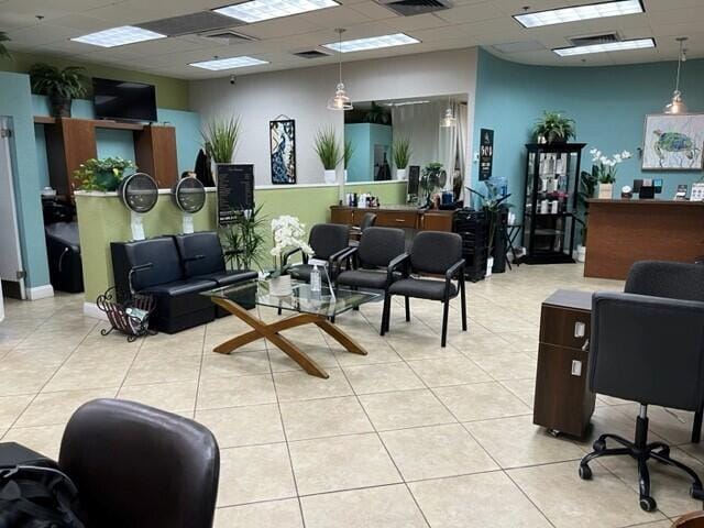 406 Flanders I, Delray Beach, FL 33484 - lobby featuring a drop ceiling