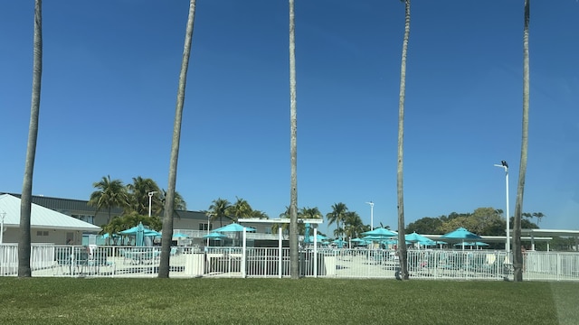 406 Flanders I, Delray Beach, FL 33484 - view of surrounding community