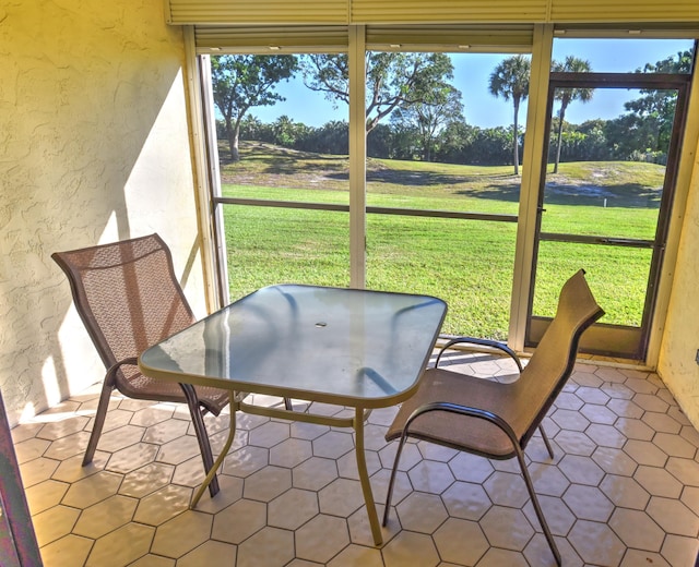 15 Southport Ln Unit E, Boynton Beach, FL 33436 - view of sunroom / solarium