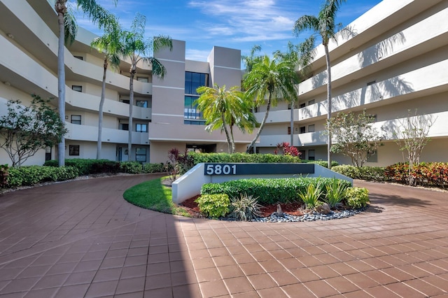 5801 Camino Del Sol Unit 102, Boca Raton, FL 33433 - exterior space