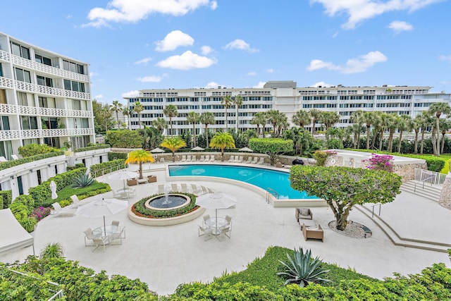 2760 S Ocean Blvd Unit 416, Palm Beach, FL 33480 - community pool with a patio area