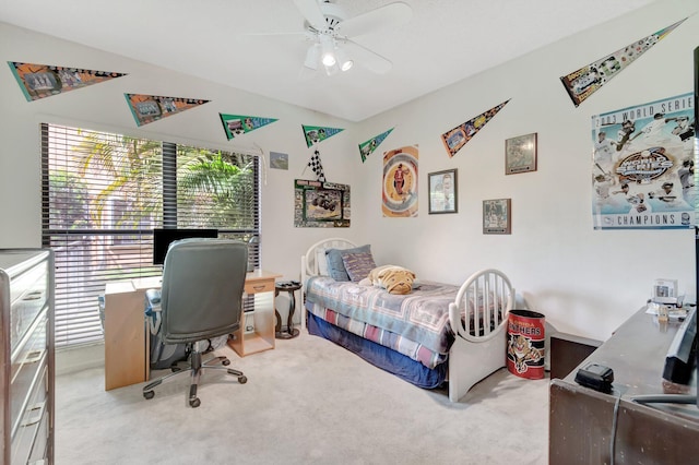 bedroom featuring a ceiling fan and carpet flooring