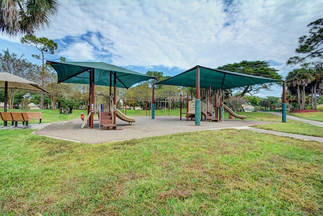 community play area with a yard