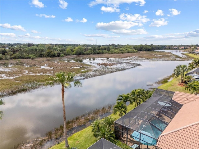 bird's eye view with a water view