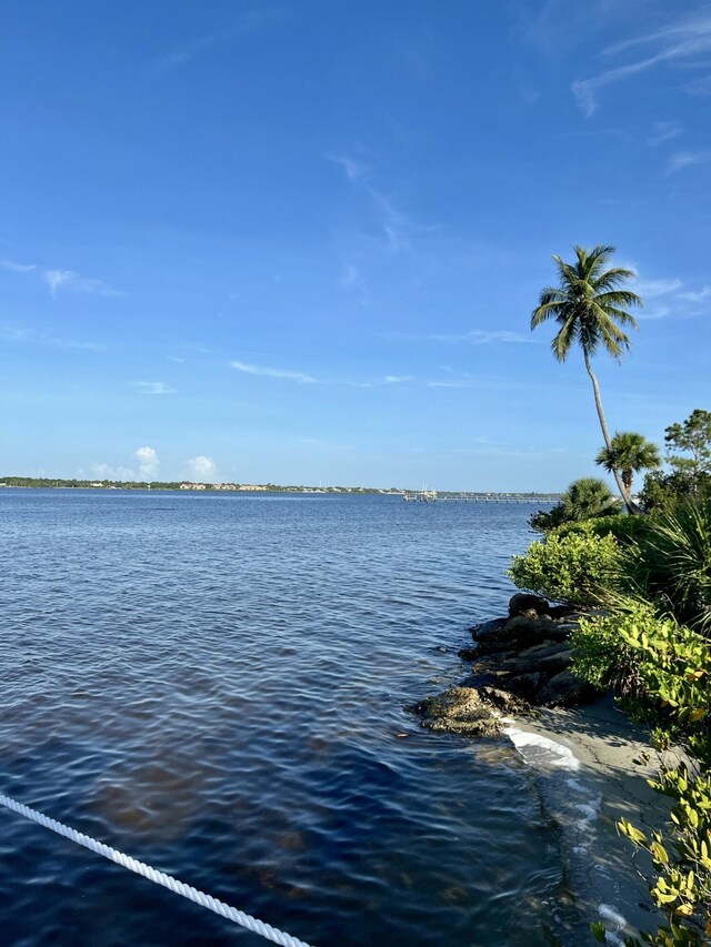 2010 NW Estuary Ct, Stuart, FL 34994 - water view